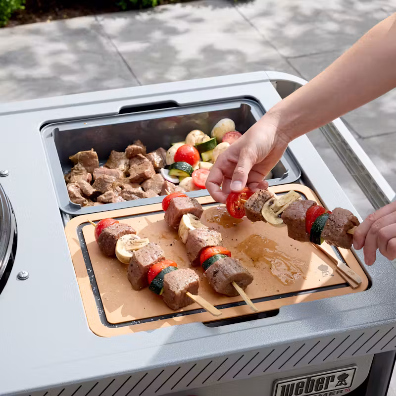 Гриль угольный Weber Performer Premium, 57 см., 1501966 черный.