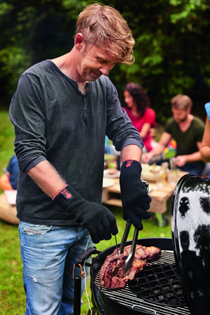 Гриль угольный Weber Master-Touch GBS SE E-5755 14801004, черный