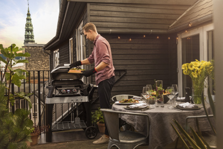 Гриль электрический Weber PULSE 2000 82010079, черный