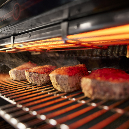 Газовый гриль Summit FS38 E Weber 1500503, черный