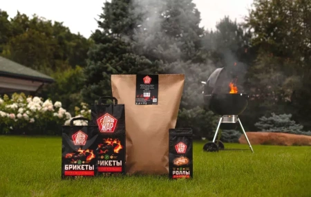 Брикеты из древесного угля ГлавЖар PRO Классика, 10 кг (подушечка)